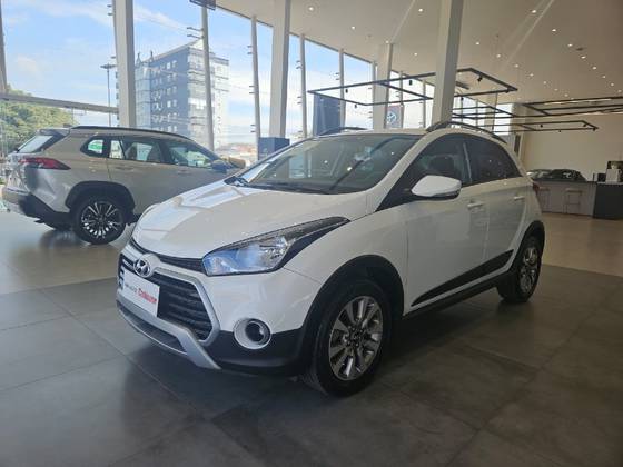 HYUNDAI HB20X 1.6 16V STYLE FLEX 4P MANUAL